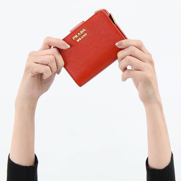 Prada Bilfold Wallet Saffiano Triangle Plate Foco Red - Picture 2 of 8